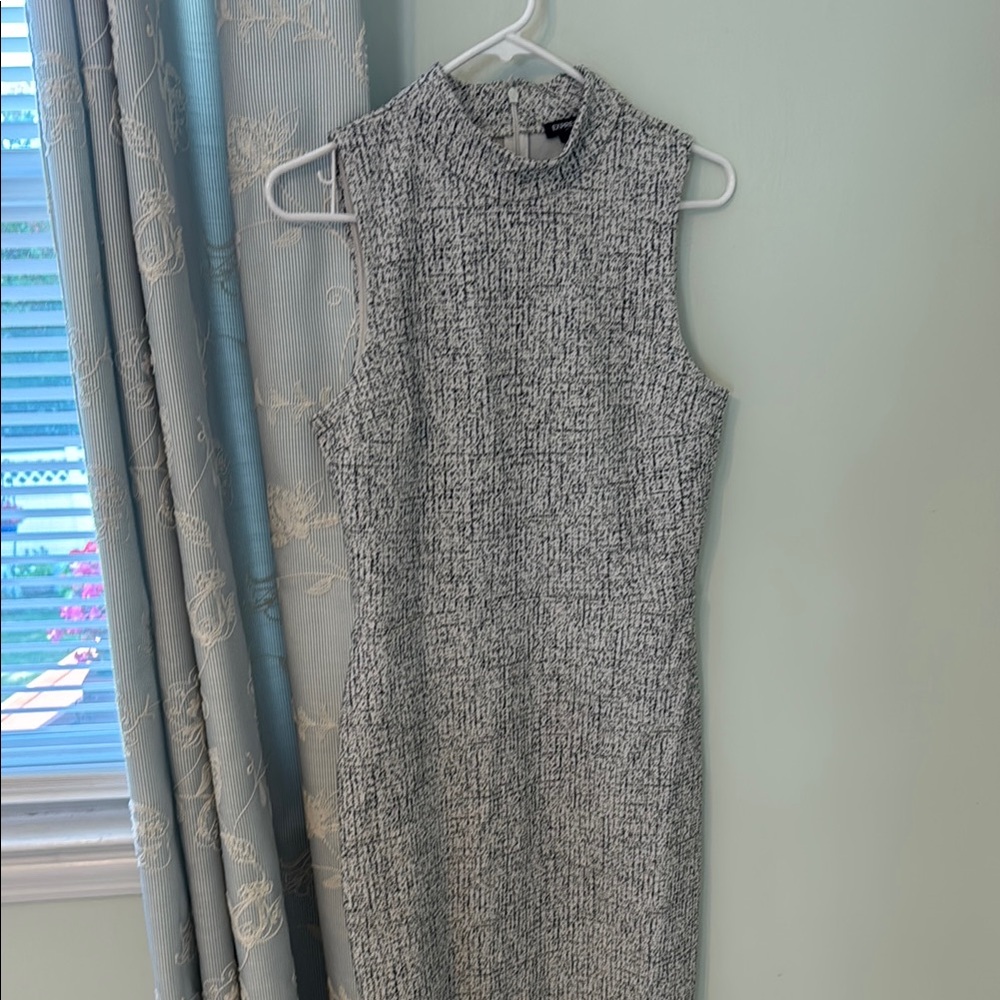 Express white and black tweed sleeveless shift dress